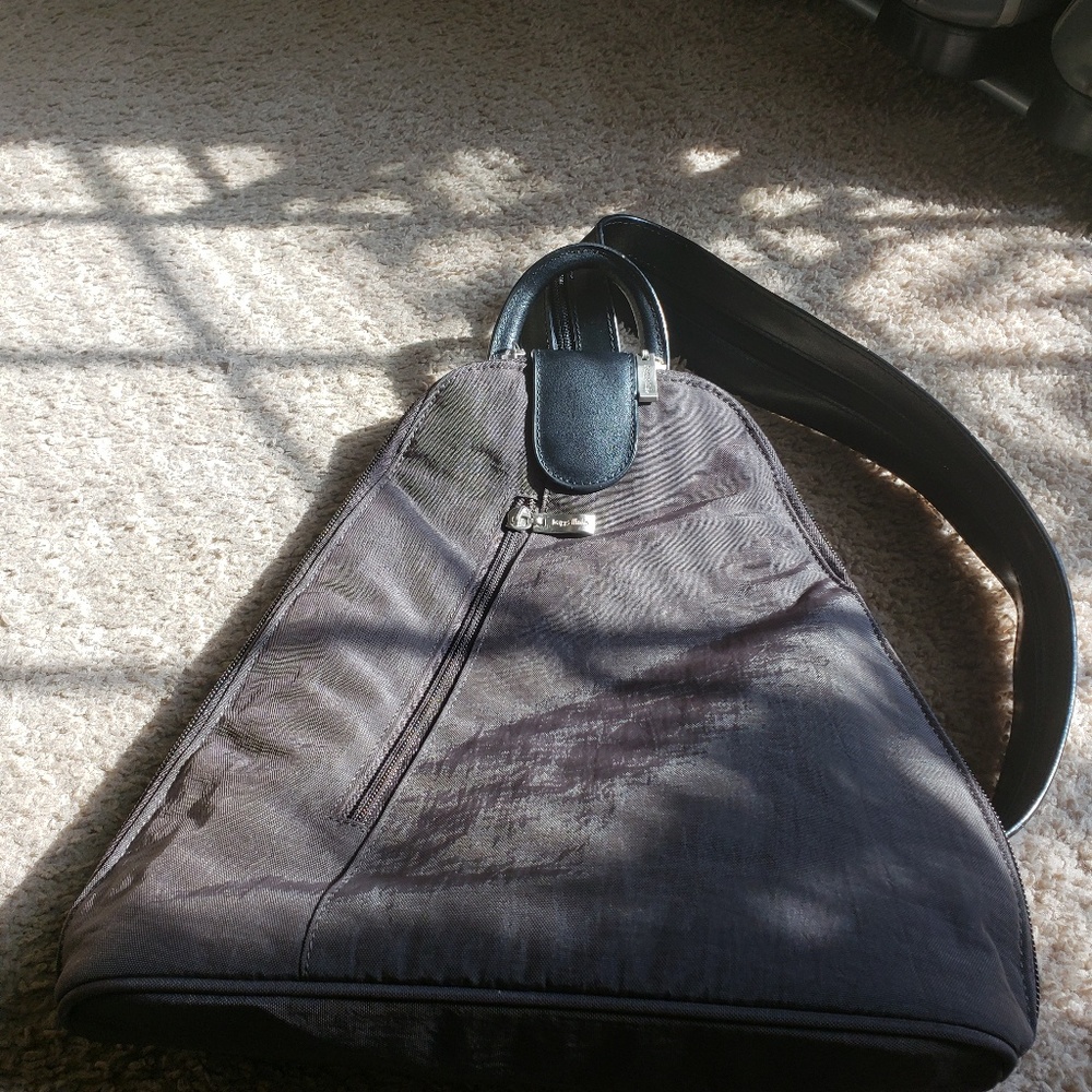 Baggallini Downtown Convertible Sling Backpack